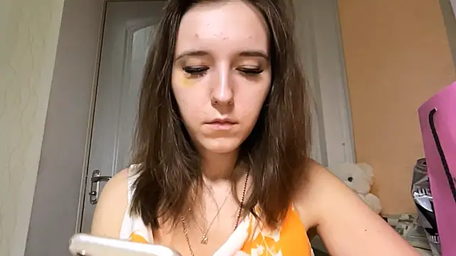 mia_labs1 (F teen) - I'll show you my sexy outfit🥰