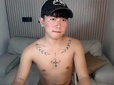 xtrahot_alex - XtraHot_Alex's free webcam - UK Sex Cams