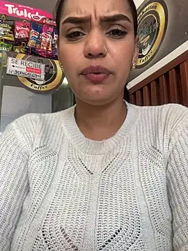 Sara-77 webcam