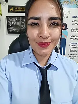 MAYE__13 live cam