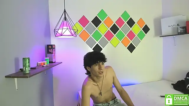 AmethystShadow17 webcam