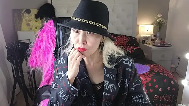 RoxalanaStar live cam