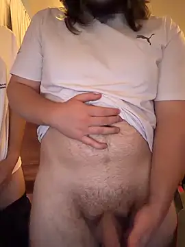 desiredude9's room