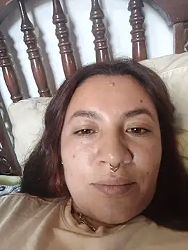 samm_curvy webcam