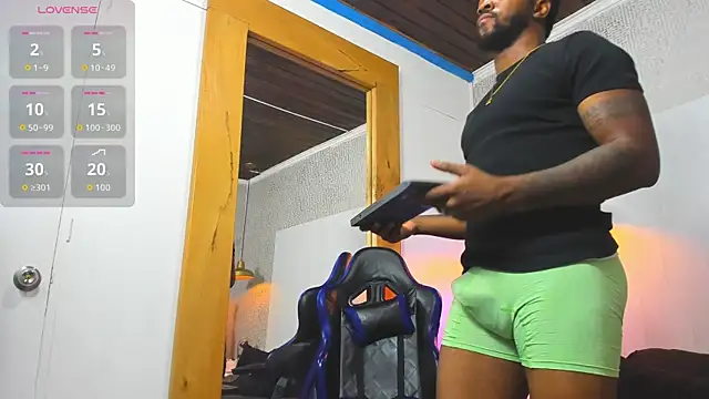 drake_nassir4 (M young) - MASTURBATION UNTIL EXPLODING