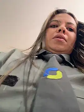 Ariana-07 live cam
