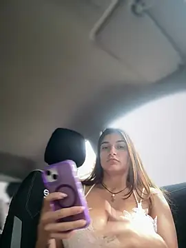 jessysammy (Ask my age) - Shopping center /show big tits