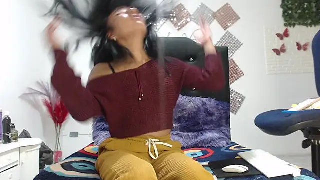 jatzibe_hot_93 (T young) - Show hot oil +squirt +domi in ass +mastu