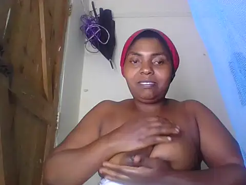 Sweetmama00z live cam on StripChat