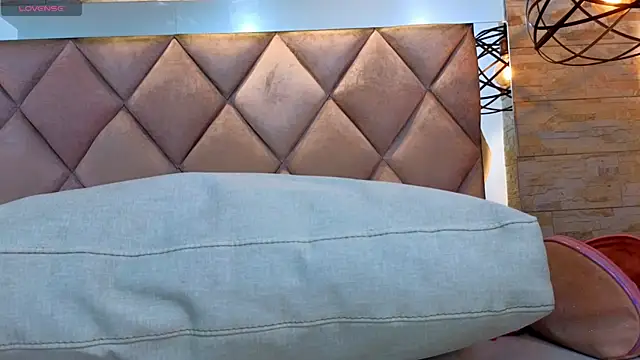 laura_rouse_ (F young) - Oil in my butt and spanks hard🔥