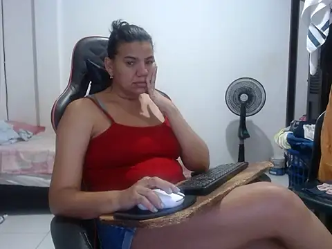 Adriana_0312 webcam