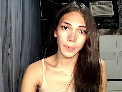 GORGEOUS_CARMEE webcam