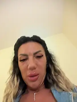 SelineVelvet webcam