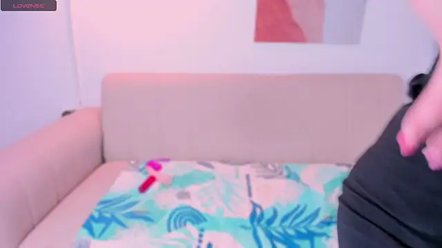 nyx_velvet webcam