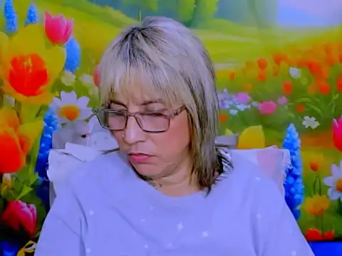 indianroxy webcam