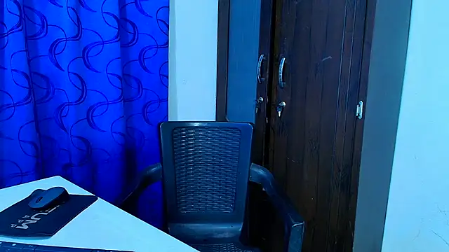 Oh_Tique webcam