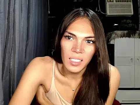 GORGEOUS_CARMEE webcam
