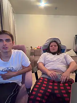 desiredude9 webcam