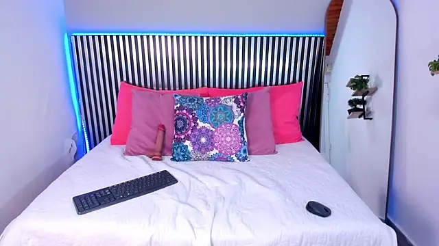 Amber_Milers webcam