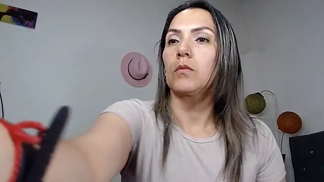 Chantal_hott