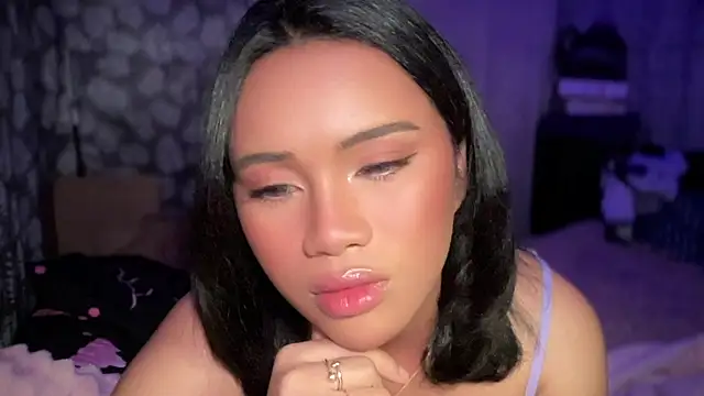 Exotic_alyssa69 webcam
