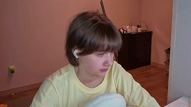 ExitedTroth webcam