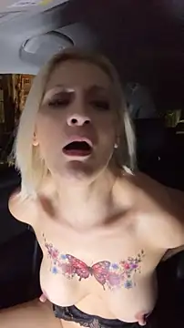 hotladyluna - HOTLadyluna's free webcam - UK Sex Cams