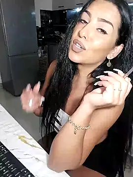 hot-babygirl webcam