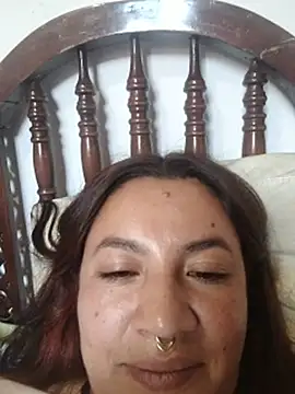 samm_curvy webcam