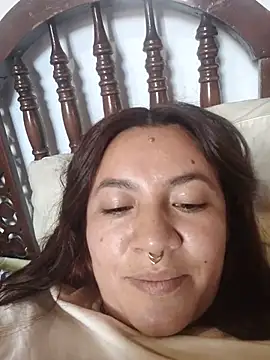 samm_curvy webcam