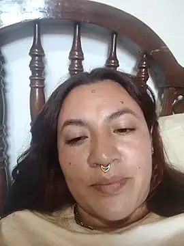 samm_curvy webcam