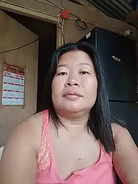 Lovelywoman43 webcam