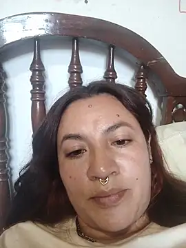 samm_curvy webcam