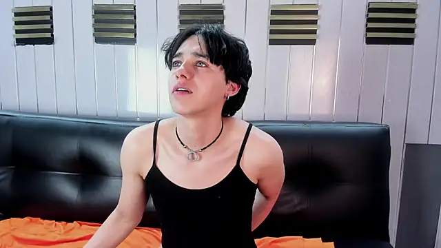 fox_white_ webcam