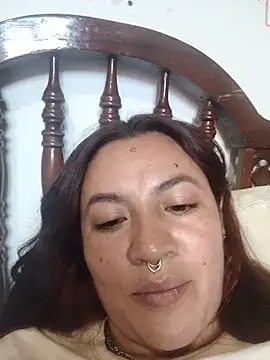 samm_curvy webcam