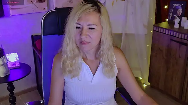 DonnaSmitth live cam on StripChat