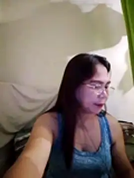 erma_joy live cam on StripChat