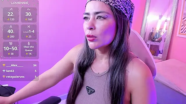 Ivonne_pier_x live cam on StripChat