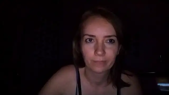 JenniferAlone webcam