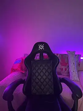 Your_insomniya live cam on StripChat