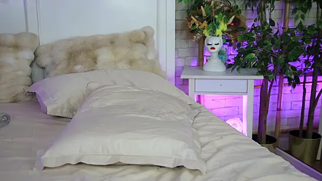 EmillyBronte live sex cam