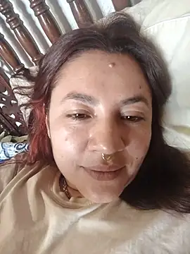 samm_curvy webcam