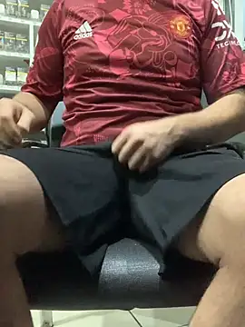 bigdickguy21cm live sex cam