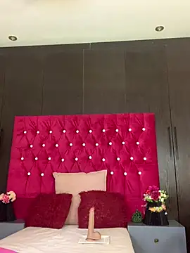 VeryGoodBadGirl1 webcam
