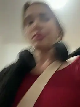 Irresistible37 webcam