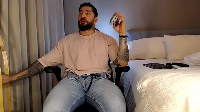 jonhklleyn webcam