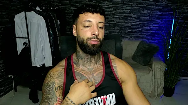 MasculineGuy99 webcam
