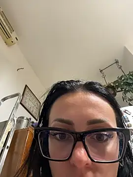 alibi_room webcam