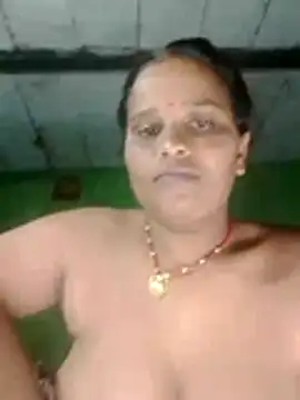 Shivani09900 webcam