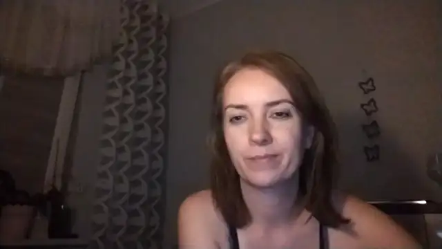 JenniferAlone webcam